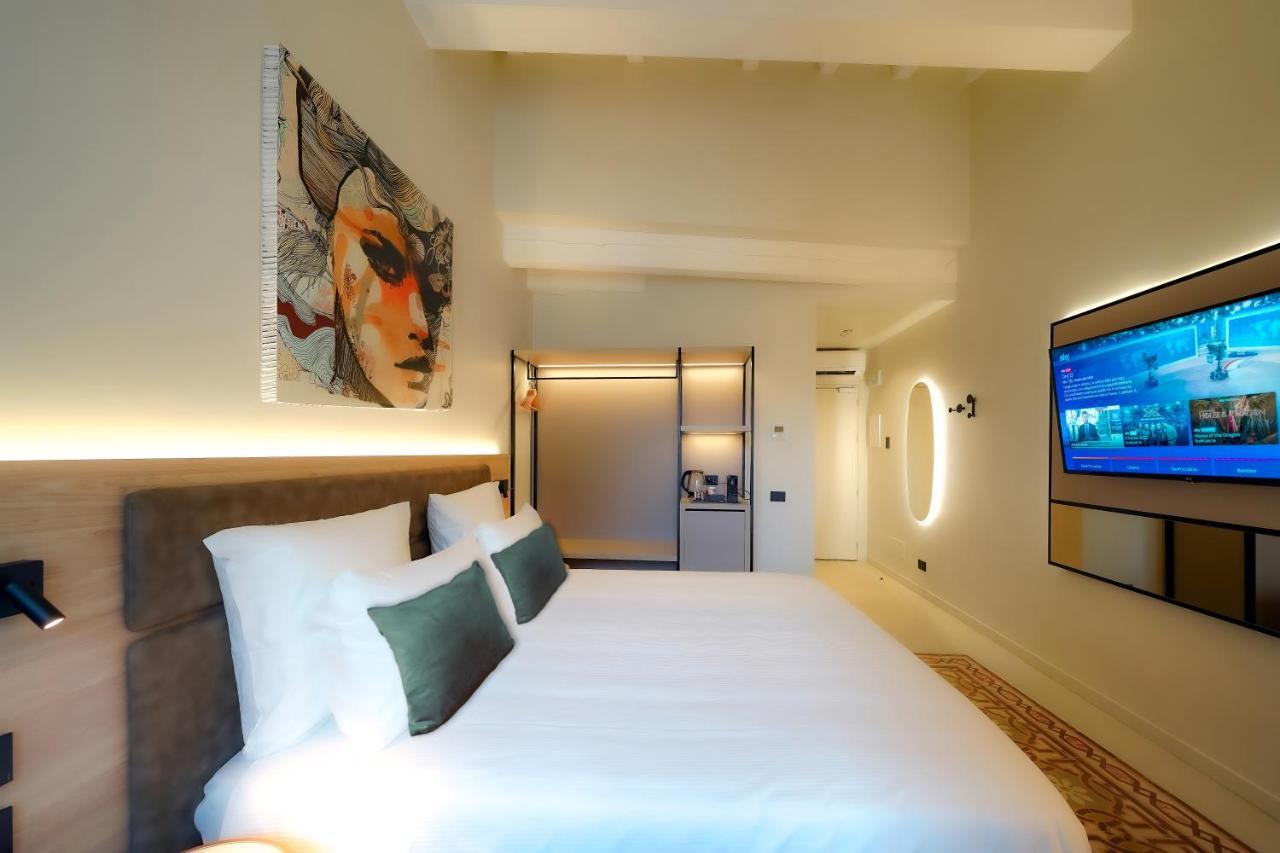 Bergamo Inn 21 Dış mekan fotoğraf Deluxe Room